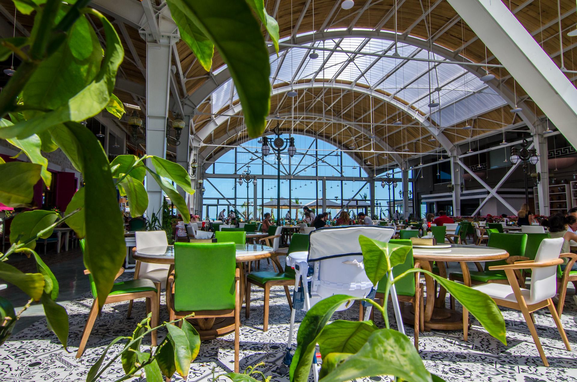 Phoenicia Royal Hotel Năvodari Extérieur photo