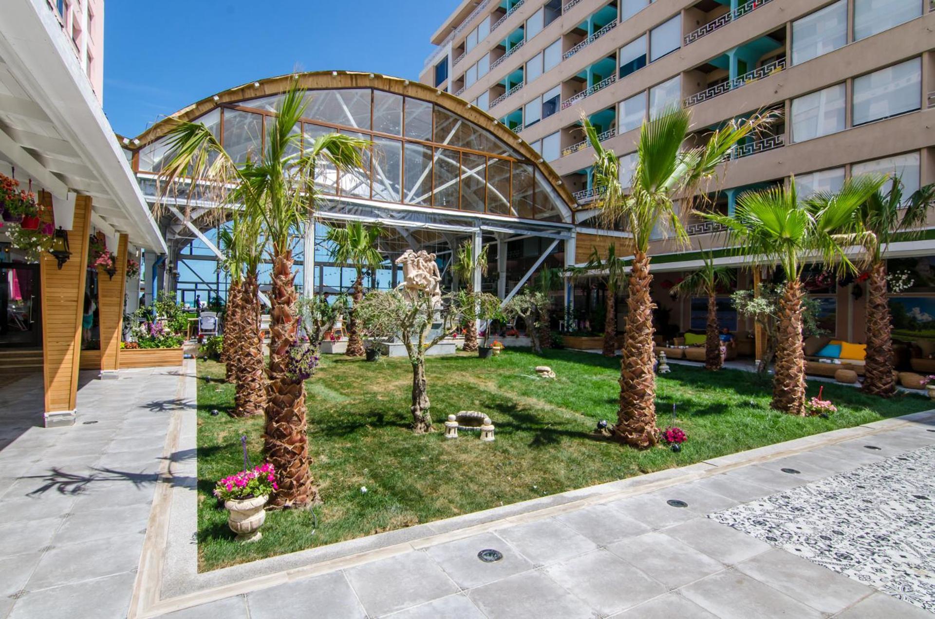 Phoenicia Royal Hotel Năvodari Extérieur photo